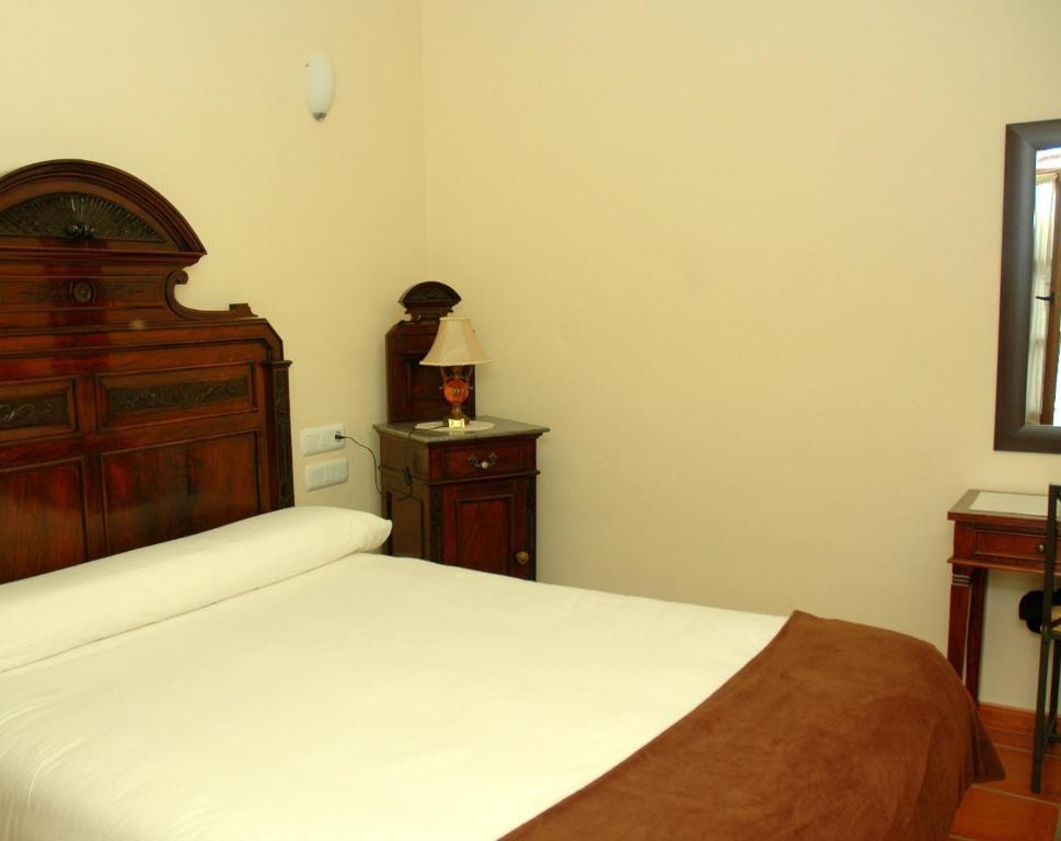 La Casa Grande De Alpandeire Hotell Rum bild